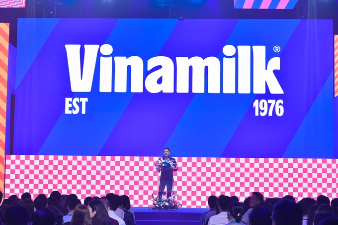 Sự bùng nổ của Logo vinamilk